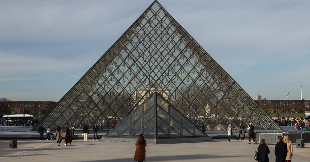 Museo del Louvre (París)