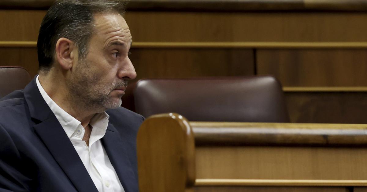 El exministro de Transportes José Luis Ábalos, en una imagen de archivo en el Congreso.