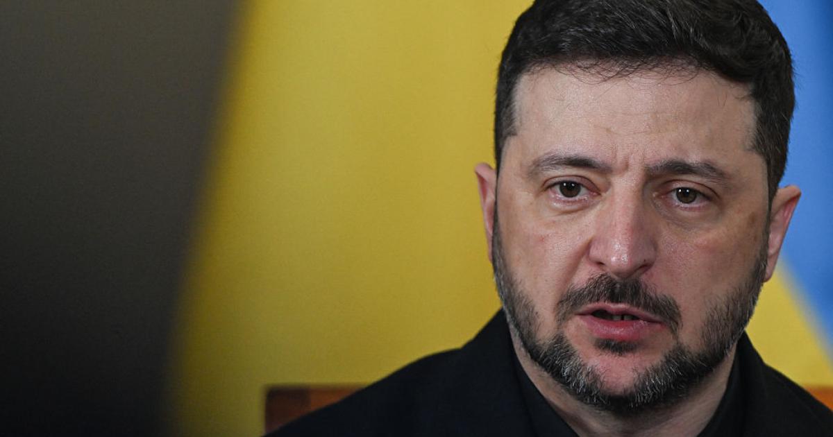 Primer plano de Volodimir Zelenski durante una comparecencia en Polonia