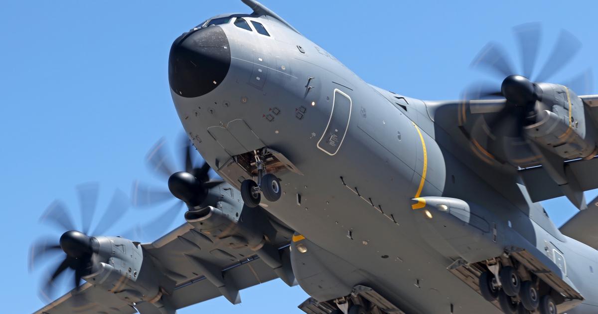 Imagen de archivo de un A400M, avión de transporte militar, que para mantener la viabilidad de su programa se ha activado la cláusula de excepción del embargo militar a Israel.