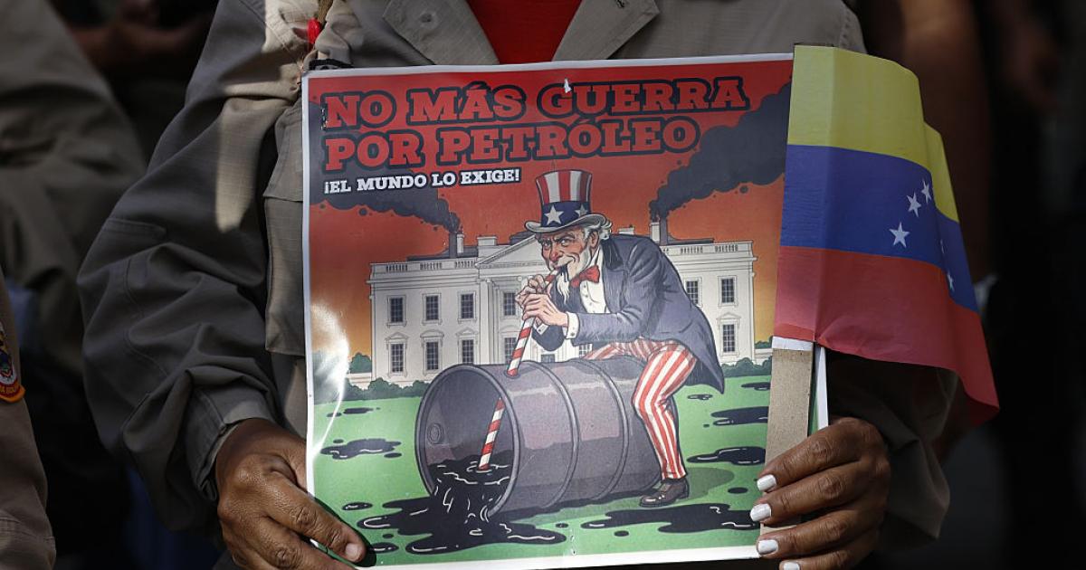 El cartel de un seguidor de Maduro