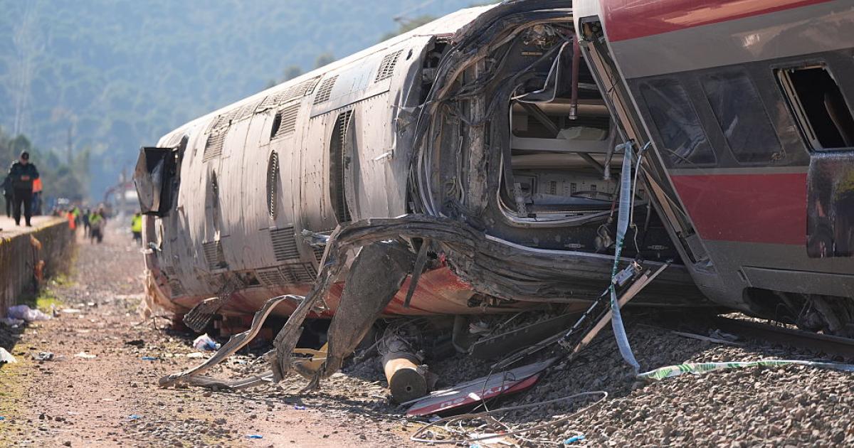 Vista del tren Iryo accidentado en Adamuz