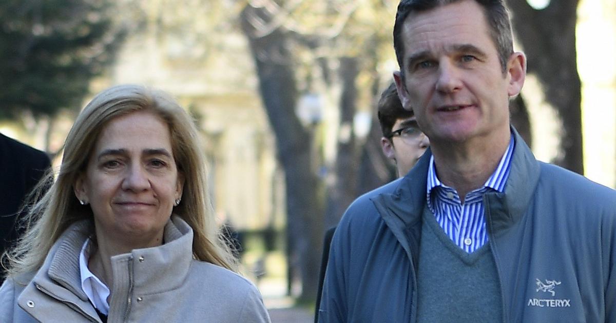 La infanta Cristina e Iñaki Urdangarin en Vitoria paseando juntos en el primer permiso carcelario de él en Navidad de 2019