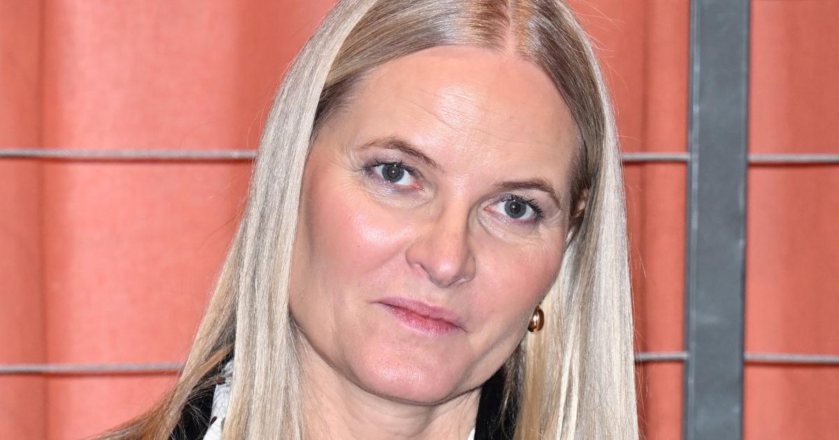 Mette-Marit de Noruega en su último acto oficial antes de la revelaciones de los archivos de Epstein que hundieron su imagen