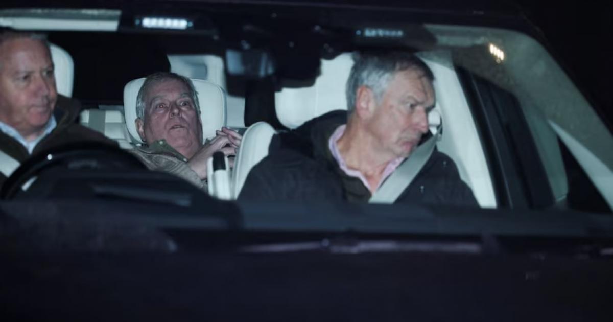 El expríncipe Andrés, tras salir de comisaría