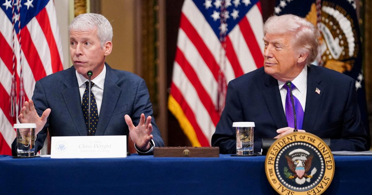 Imagen de archivo del secretario de Estado de Energía estadounidense, Chris Wright, y el presidente Donald Trump.