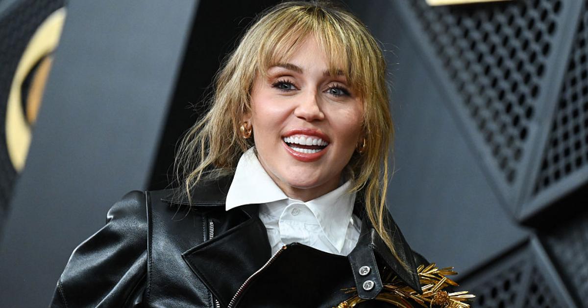 Miley Cyrus en los premio Grammy 2026.