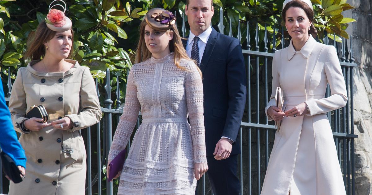 Eugenia de York, Beatriz de York, el príncipe Guillermo y Kate Middleton en la Misa de Pascua en Windsor en 2017