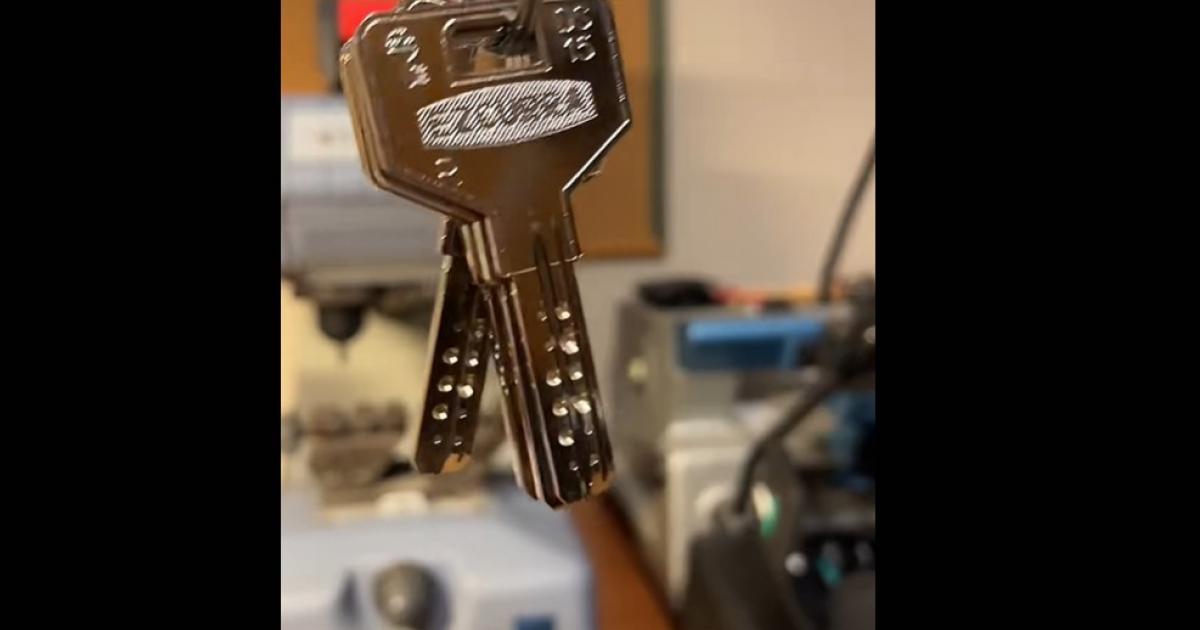 Las llaves de las que habla El Cerrajero de TikTok.