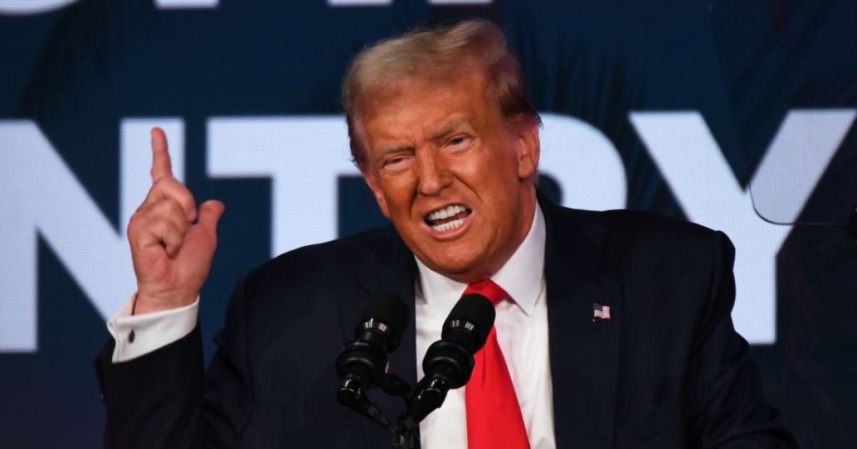 Donald Trump, indignado durante una intervención