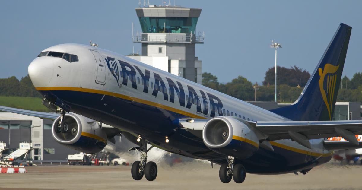 Despega avión de Ryanair