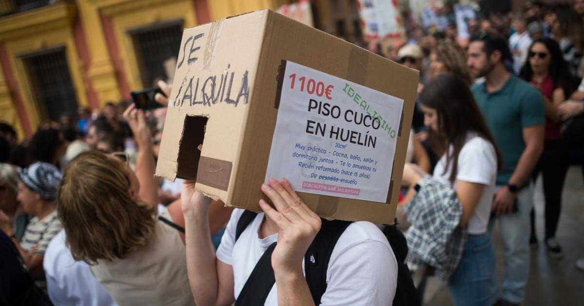 Manifestación por la situación de la vivienda en Málaga.
