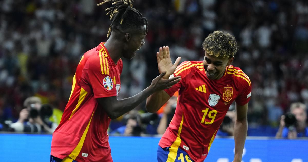 Nico Williams y Lamine Yamal.