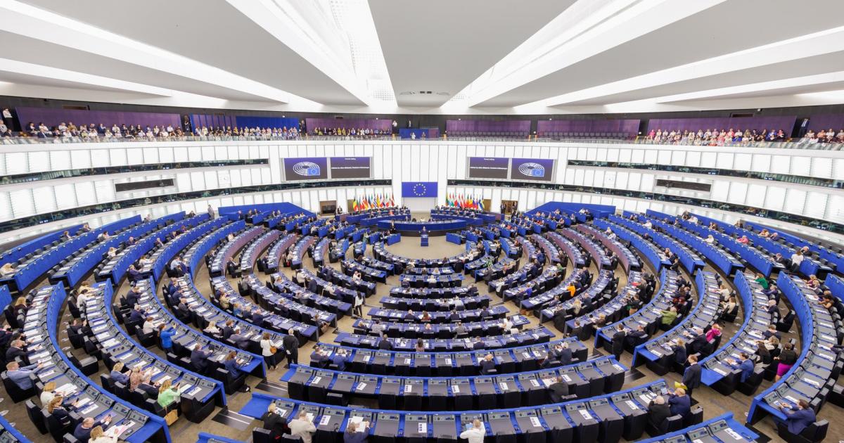 Vista del salón de plenos del Parlamento Europeo en Estrasburgo (Francia), el 16 de junio de 2026, mientras interviene el presidente de Montenegro, Jakov Milatovic, como invitado.
