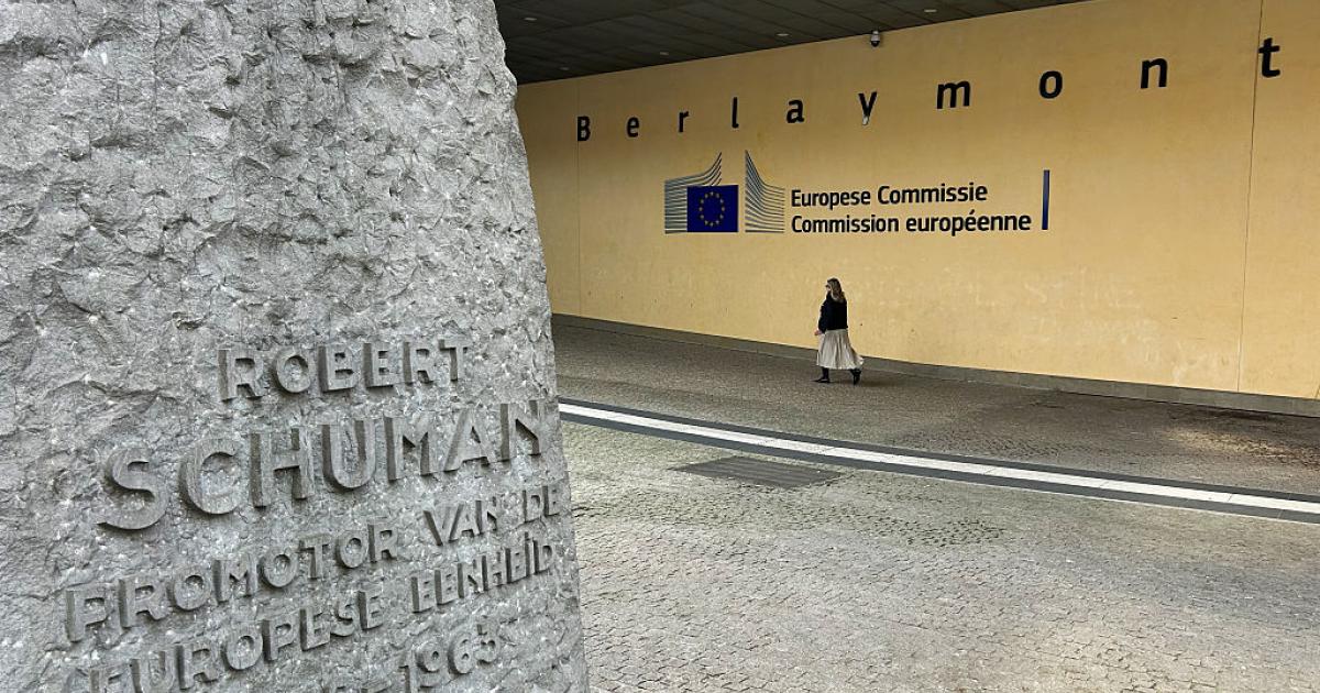 Entrada del edificio principal de la Comisión Europea en Bruselas