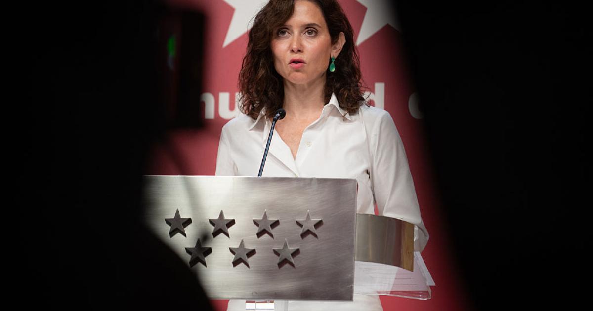 La presidenta de la Comunidad de Madrid, Isabel Díaz Ayuso, tras una reunión extraordinaria del Consejo de Gobierno sobre incendios, el 29 de julio de 2026, en Madrid.