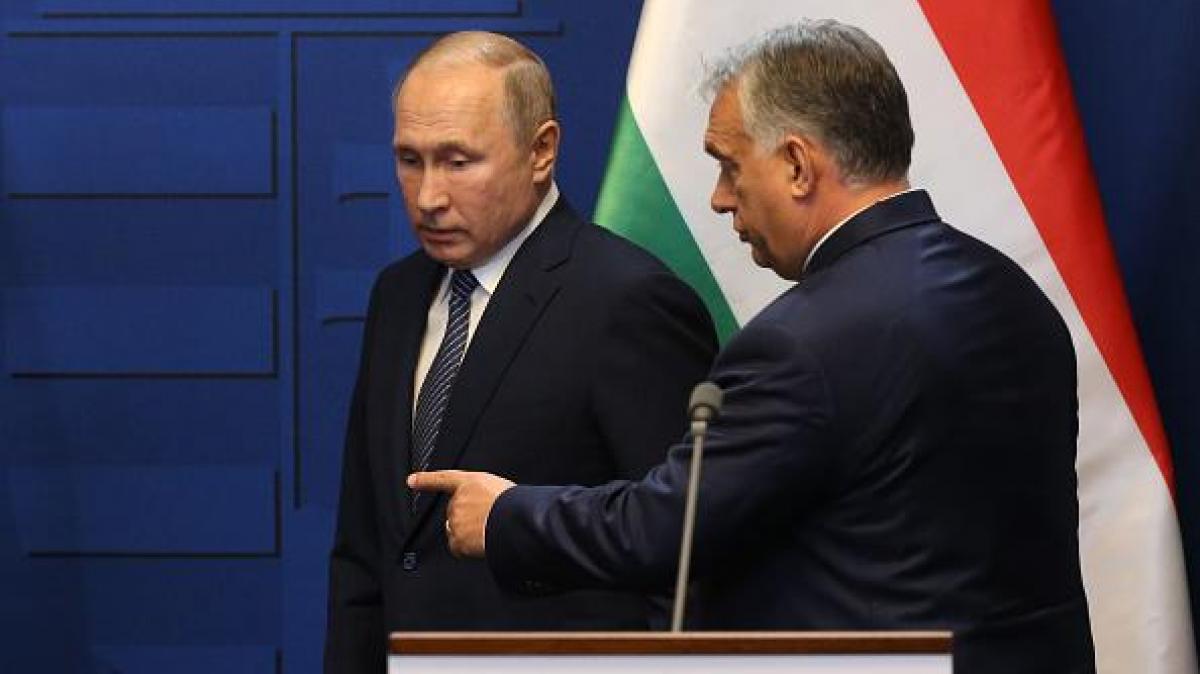 El presidente ruso, Vladímir Putin, y el mandatario húngaro, Víctor Orbán, en una imagen de archivo.