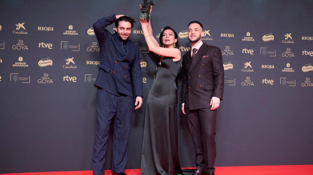 Antón Álvarez, Yerai Cortés y La Tania han recogido el Goya a la Mejor película documental por 'La guitarra flamenca de Yerai Cortes'.