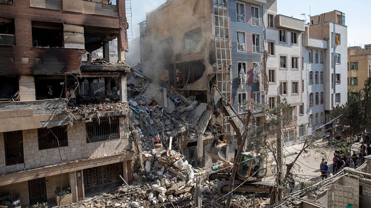 Un edificio iraní en Teherán, bombardeado por el Ejército israelí en el marco de la operación 'Rising Lion'.