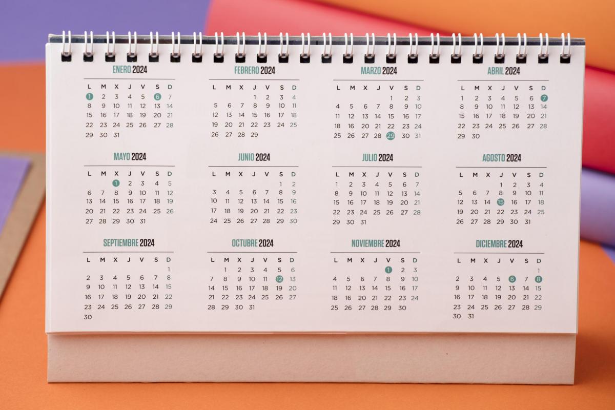 Foto de archivo de un calendario de 2024.