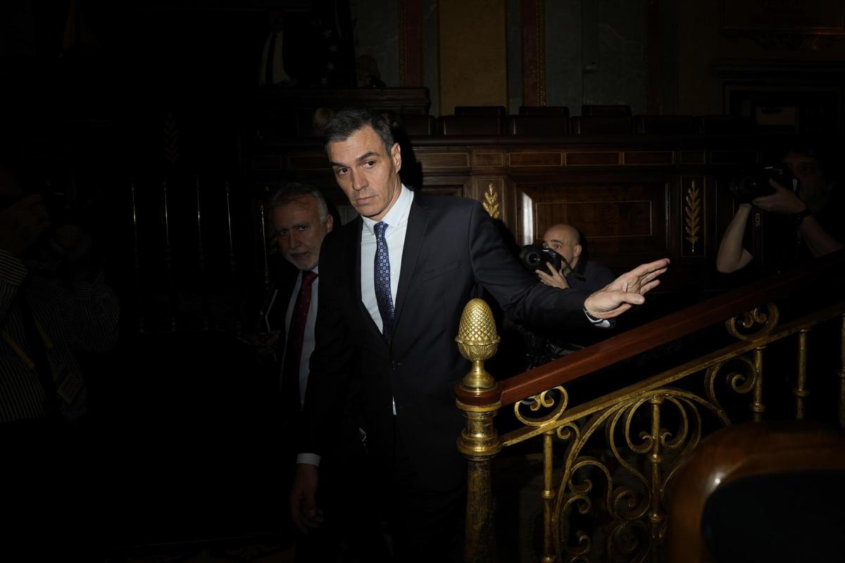 El presidente del Gobierno, Pedro Sánchez, en el pleno que debate la ley de amnistía.