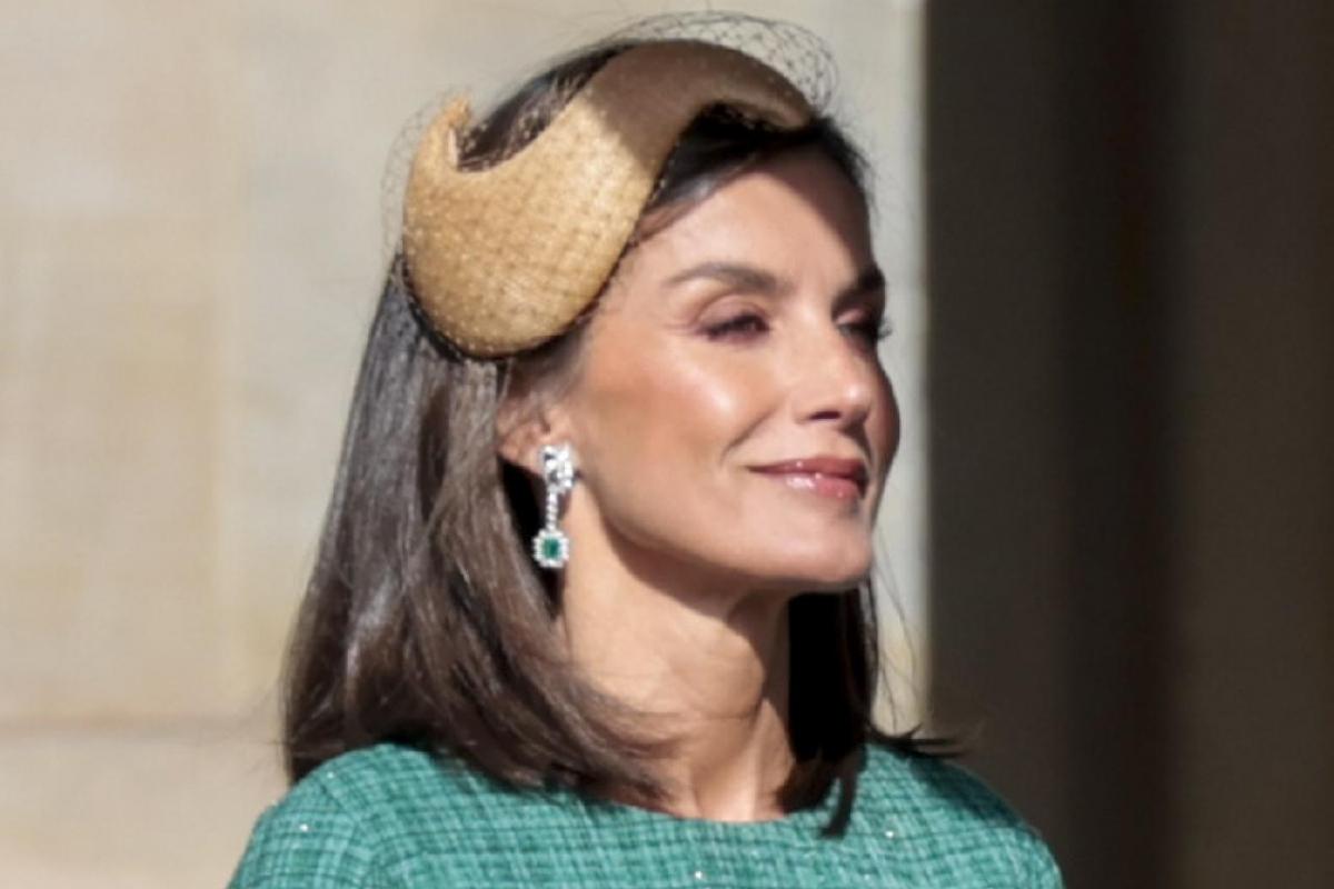 La reina Letizia, durante la bienvenida con los reyes de Holanda a su llegada a Amsterdam este miércoles.