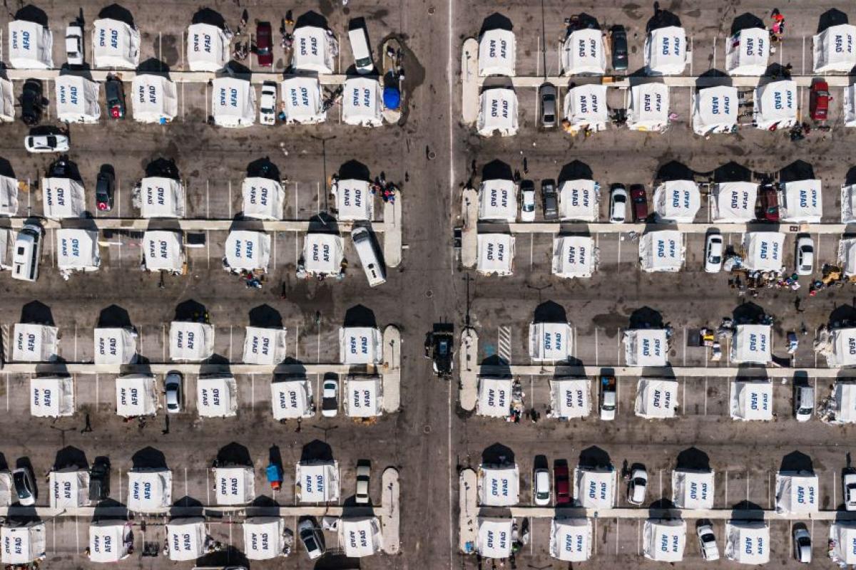 Vista aérea de un campamento instalado en la localidad turca de Antakya, al sur de Turquía