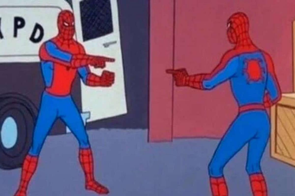 Uno de los famosos memes de los spiderman.