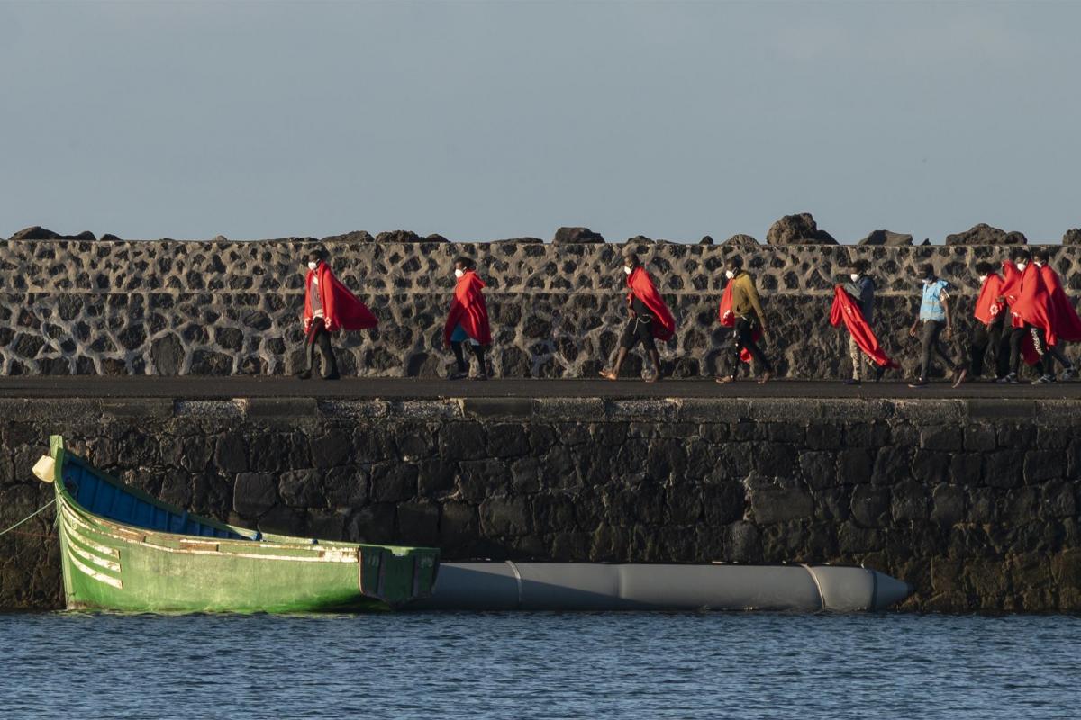 Imagen de archivo del anterior operativo de rescate, el del buque de Salvamento Marítimo Guardamar Polimnia, que trajo a puerto a 54 personas de origen magrebí.