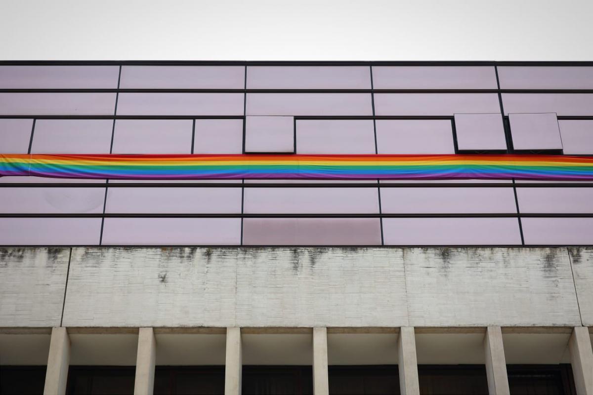 La bandera LGTBI en las Cortes de Castilla y León