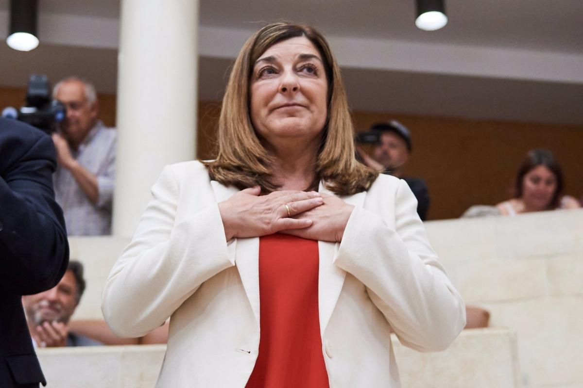 Sáenz de Buruaga, en la sesión de investidura