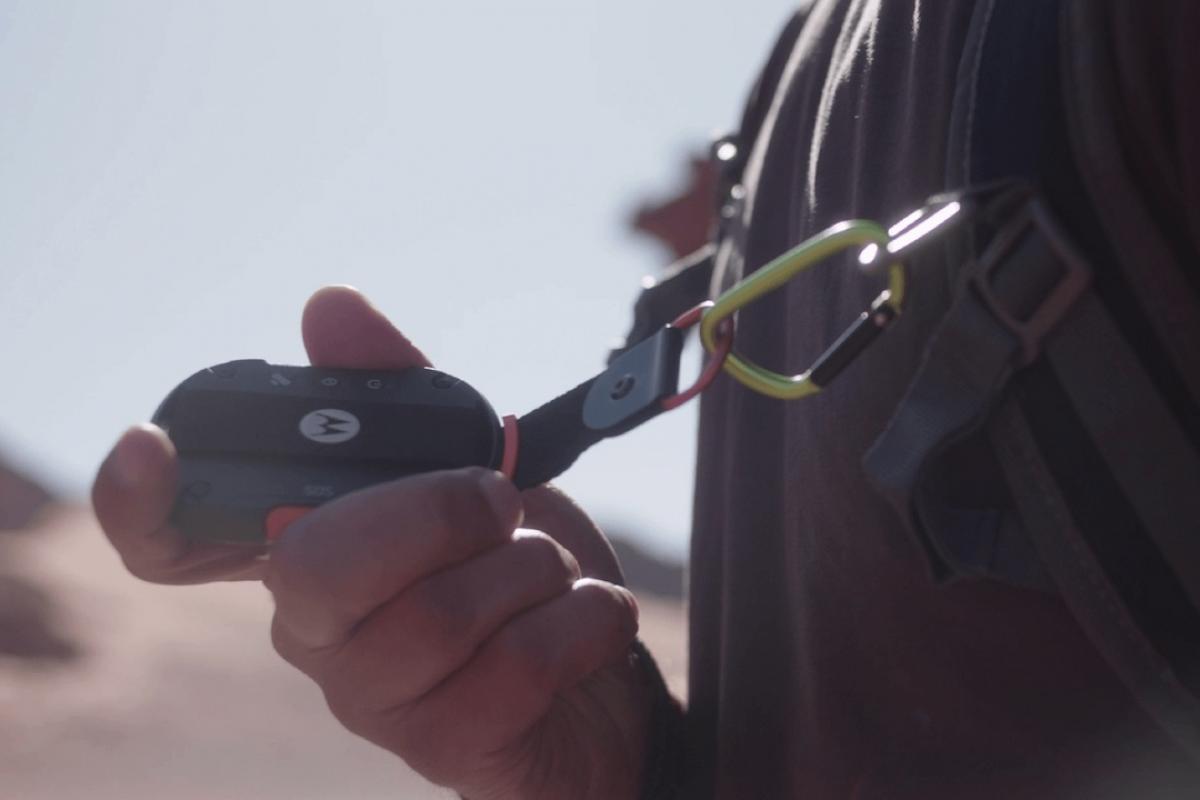 Imagen promocional del Motorola Defy Satellite Link