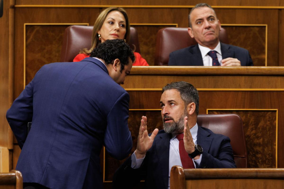 Santiago Abascal en el Congreso de los Diputados durante una sesión de control el 30 de marzo de 2023.