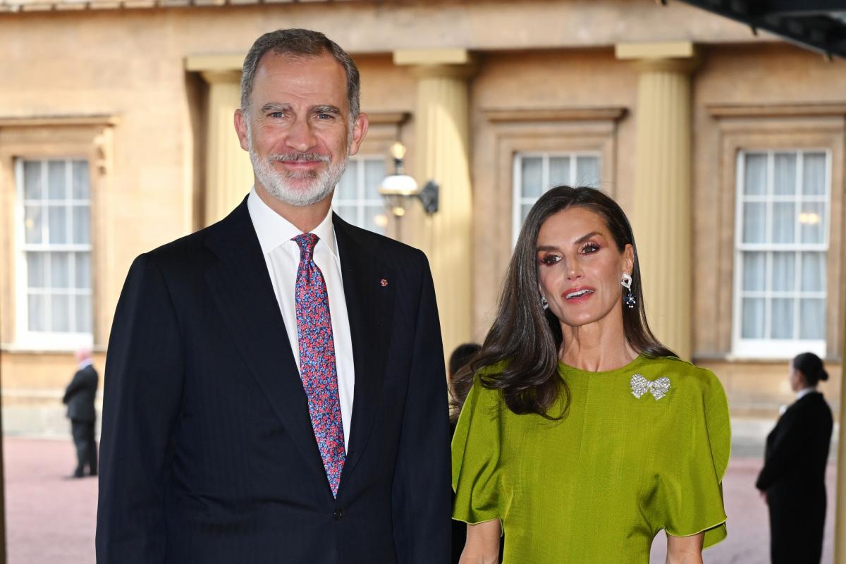 Los reyes Felipe y Letizia, en la recepción previa a la coronación de Carlos III en Londres el 5 de mayo de 2023.