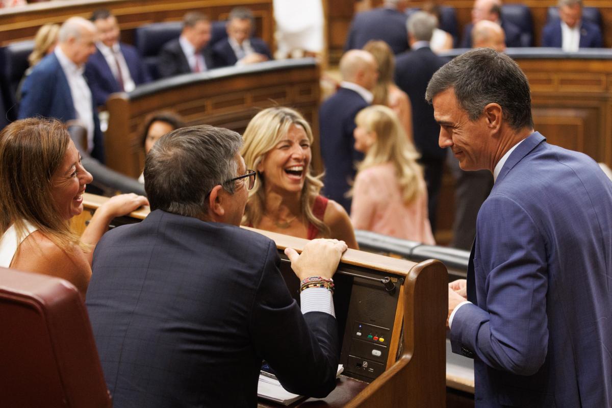 Foto de Francina Armengol, Patxi López, Yolanda Díaz y Pedro Sánchez en el Congreso.