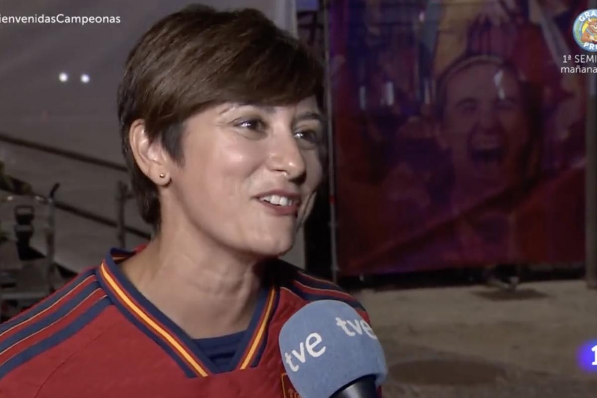 La portavoz del Gobierno, Isabel Rodriguez, en la celebración del mundial de la selección femenina de fútbol.