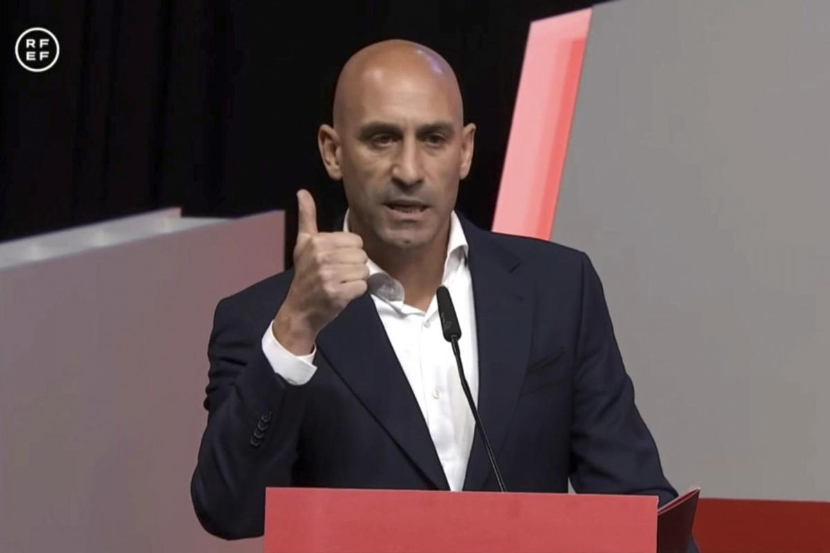 Reacciones a las declaraciones de Luis Rubiales en directo