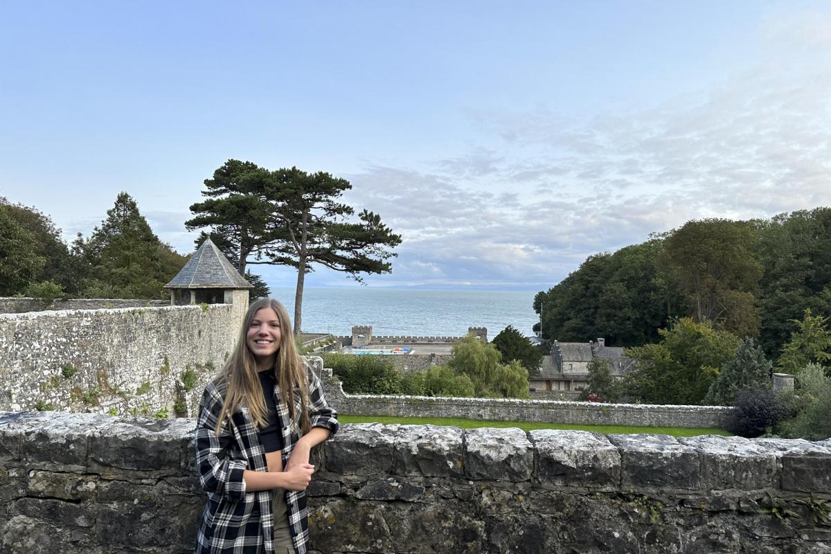 La infanta Sofía a su llegada este martes al UWC Atlantic College de Gales (Reino Unido).