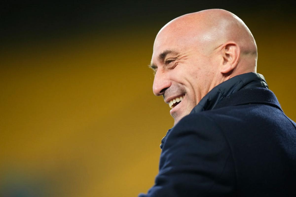 Rubiales sonríe feliz en un momento del Mundial de Australia y Nueva Zelanda