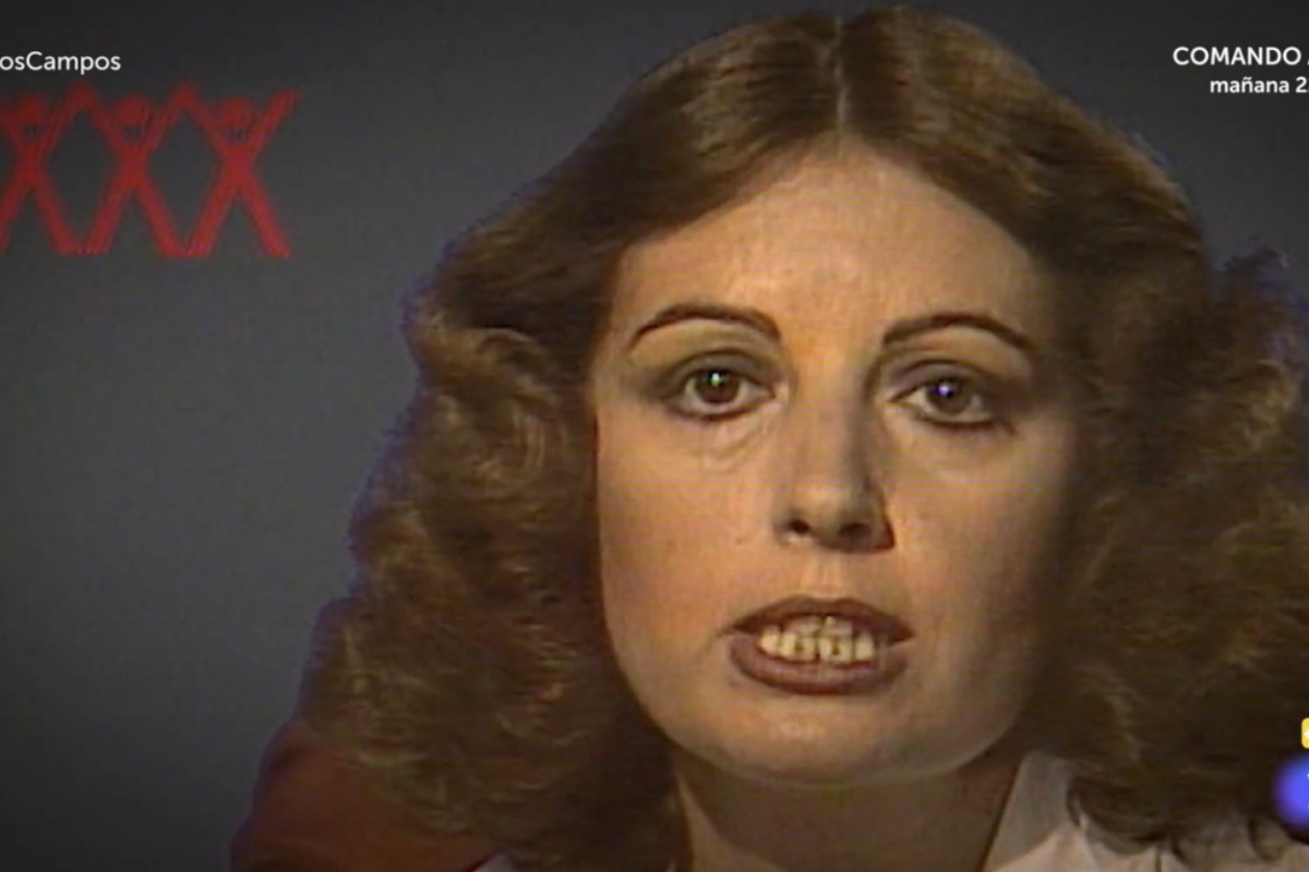 María Teresa Campos, en 1977 pidiendo el voto para Reforma Social Española.