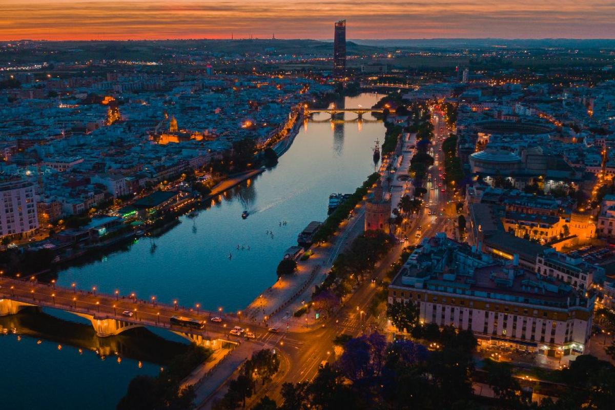 Vista de Sevilla, donde ha caído el primer y segundo premio de la Lotería Nacional de hoy