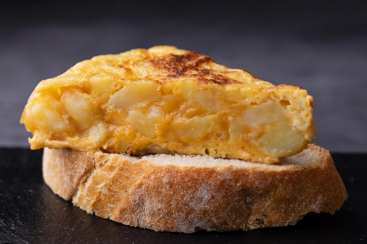 Un pincho de tortilla de patata.