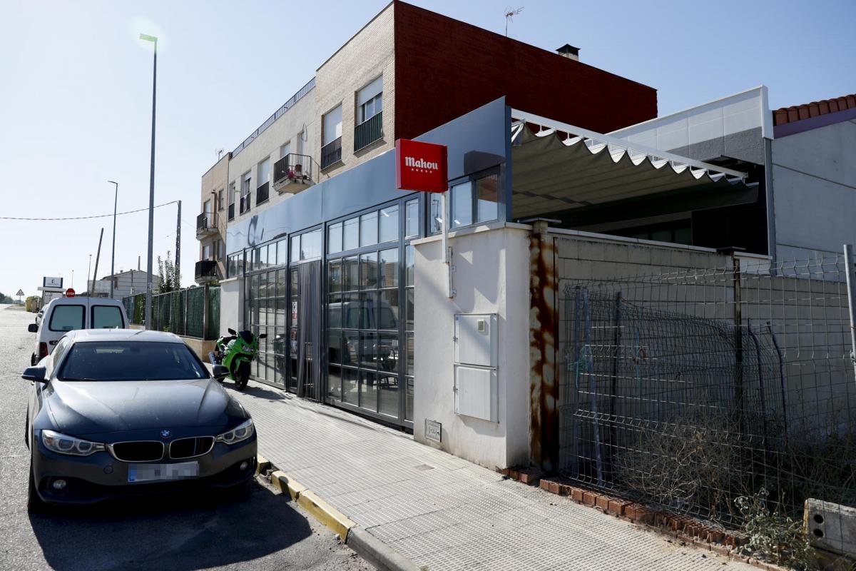 Vista del bar donde la pareja discutió antes del atropello mortal.
