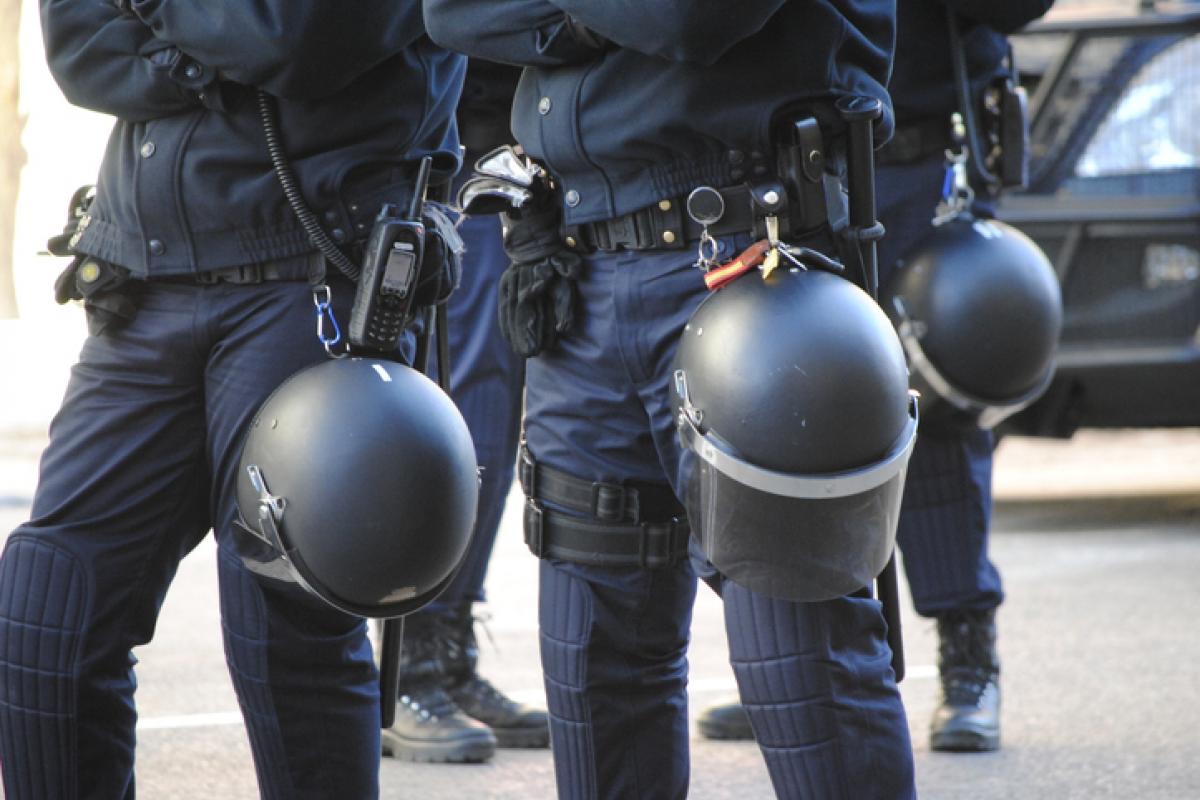 Imagen de archivo de un plano detalle de protecciones de antidisturbios del Cuerpo Nacional de Policía (CNP).