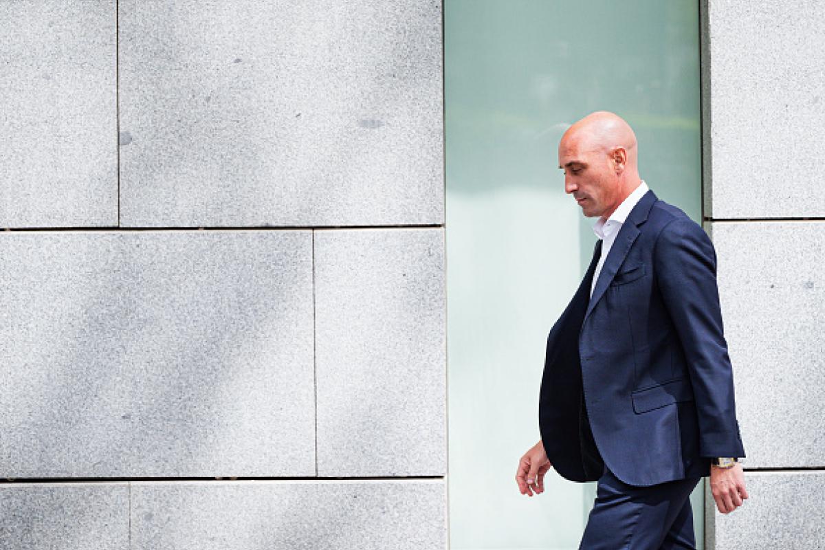 Luis Rubiales, expresidente de la RFEF, saliendo de la Audiencia Nacional.
