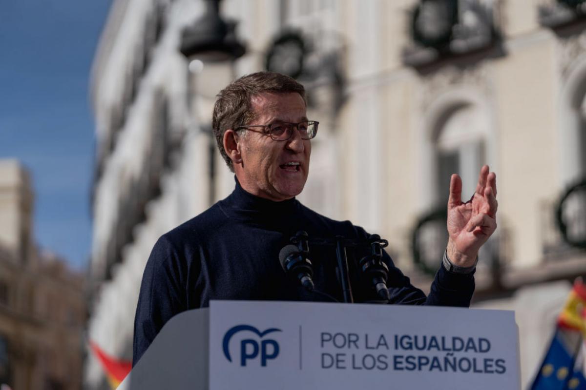 Núñez Feijóo, en la protesta contra la amnistía en la Puerta del Sol el domingo 12 de noviembre