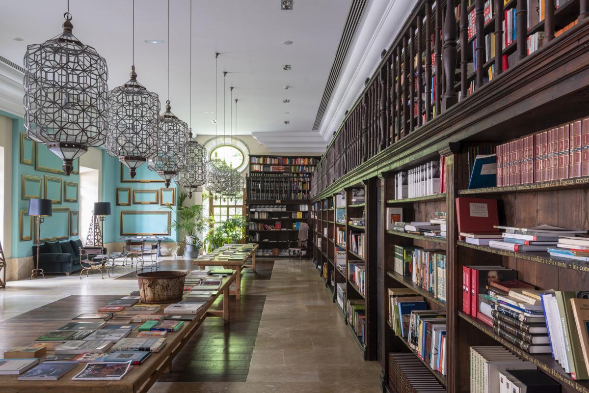 Biblioteca del Parador de Corias.