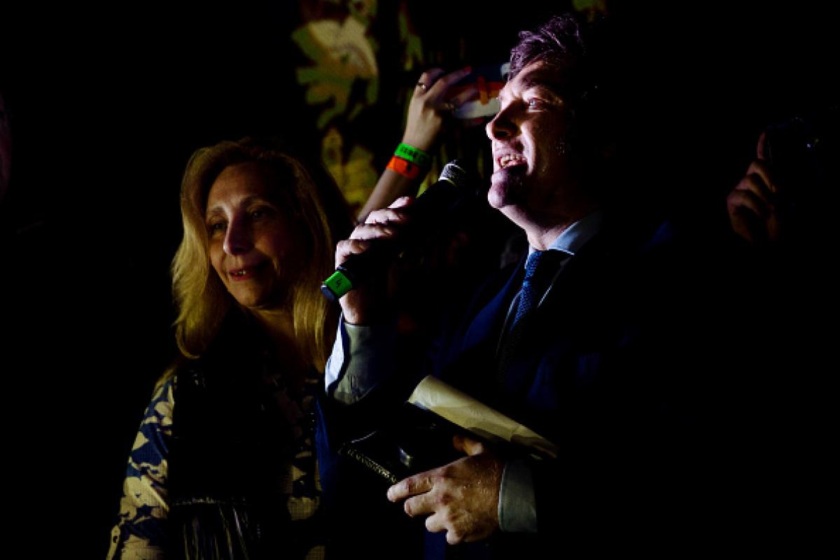 El candidato a la presidencia argentina, Javier Milei, durante el discurso posterior a quedar segundo en la primera vuelta de las elecciones.