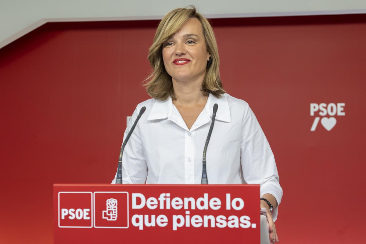 Pilar Alegría, durante una rueda de prensa de la Ejecutiva del PSOE en abril de 2023.