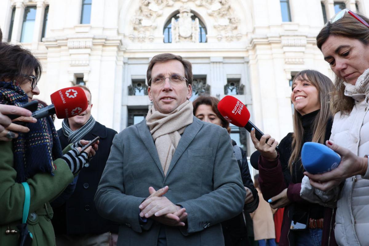 El alcalde de Madrid, José Luis Martinez-Almeida, este viernes.